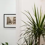 Myth Apartment
