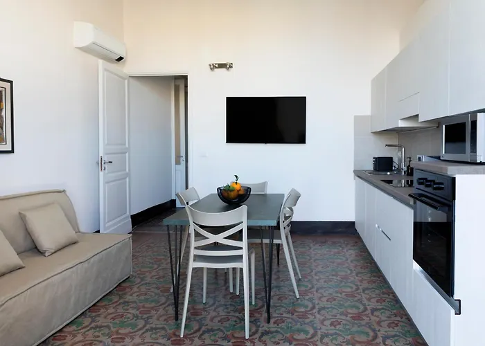 Myth Apartament Katania